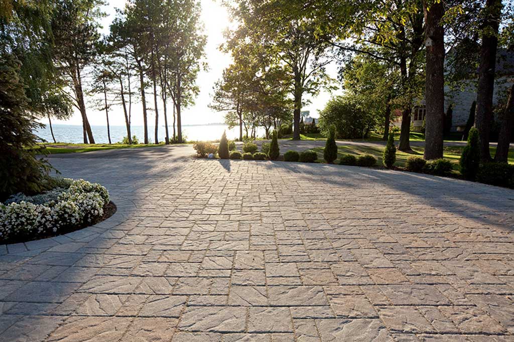 Blu 60 Slate Aged 1 Patio-paver-slabs-blu-60-slate-aged-dalle-de-patio